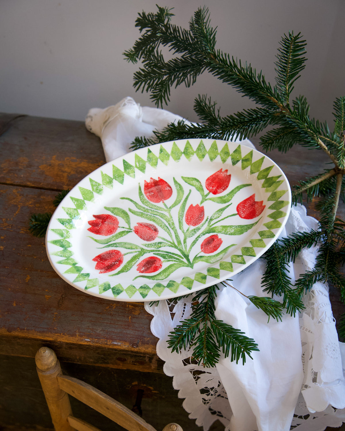 Red and green large oval tulip platter 
